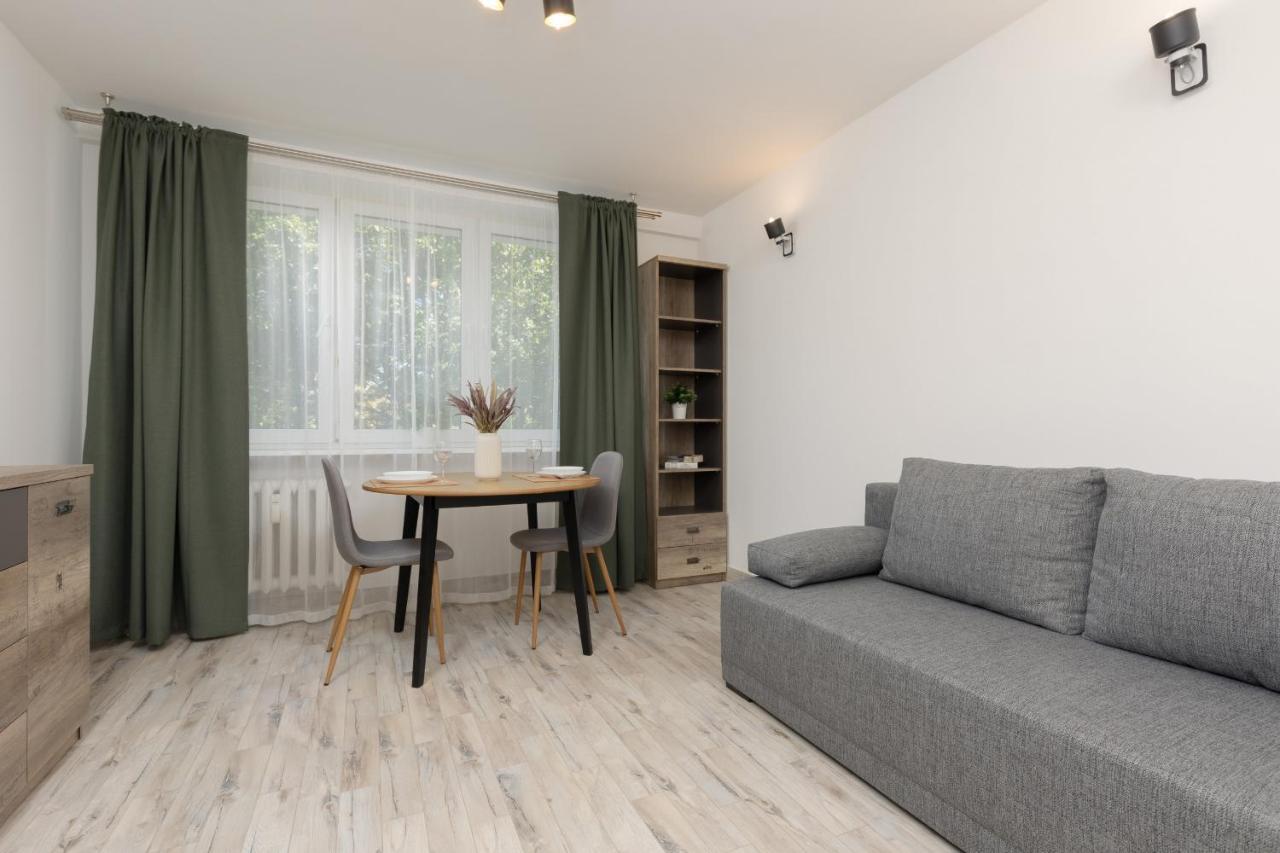 Studio Warsaw Wlochy 1 Sierpnia By Noclegi Renters Dış mekan fotoğraf