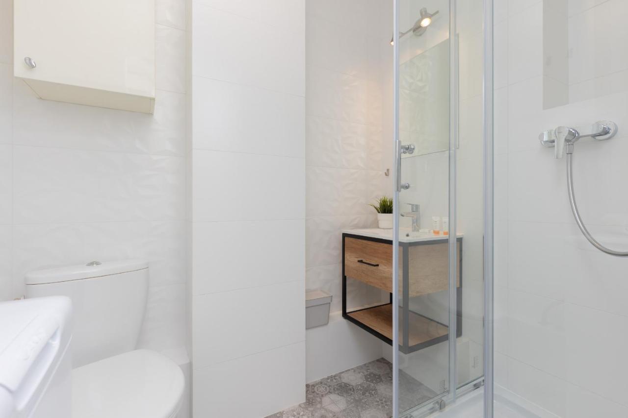 Studio Warsaw Wlochy 1 Sierpnia By Noclegi Renters Dış mekan fotoğraf